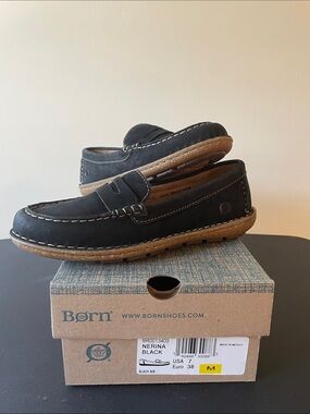 Born Women’s Nerina Penny Loafer Suede   Leather Black 7M NWTS